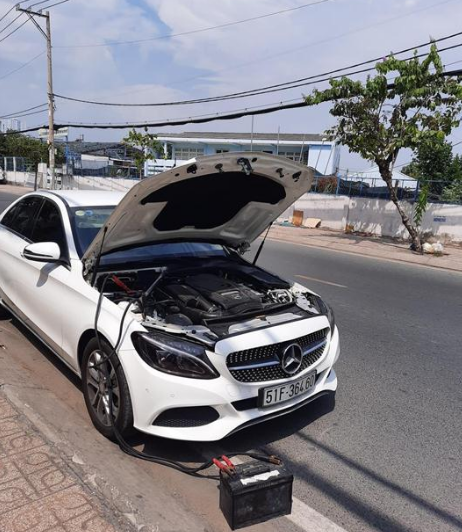 Cứu hộ ắc quy, kích nổ , kích bình ô tô hà nội