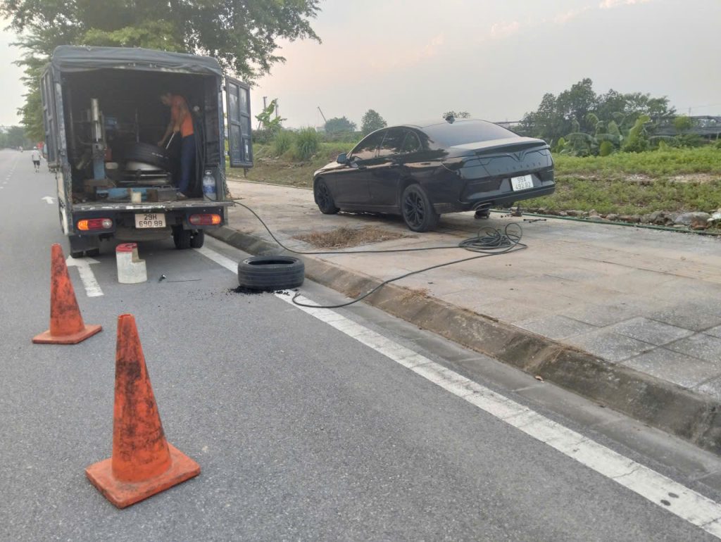 Vá lốp ô tô hà đông 24H nhanh chóng