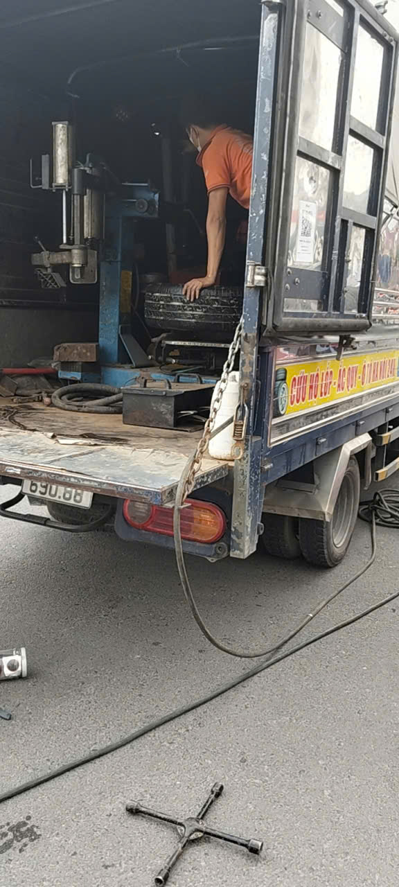 Làm lốp ô tô từ Liêm – Dịch vụ chất lượng tại Hà Nội- 036.333.6980