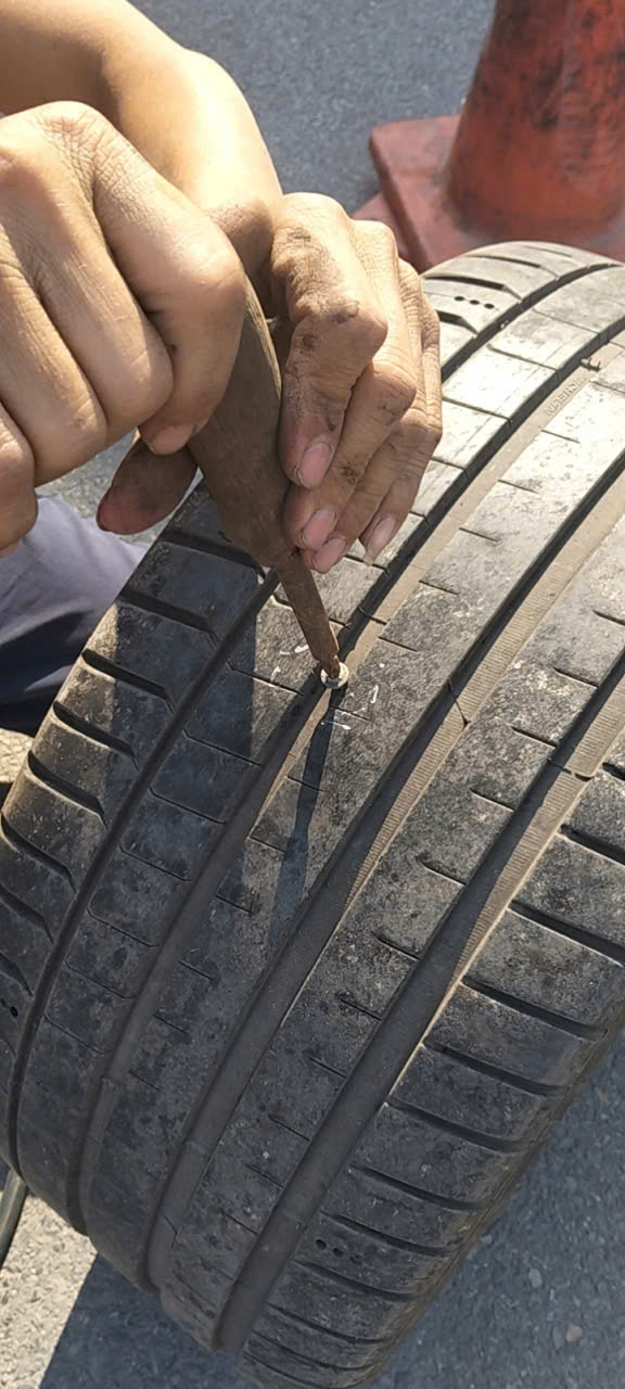 Số điện thoại cứu hộ lốp ô tô- gọi ngay 036.333.6980